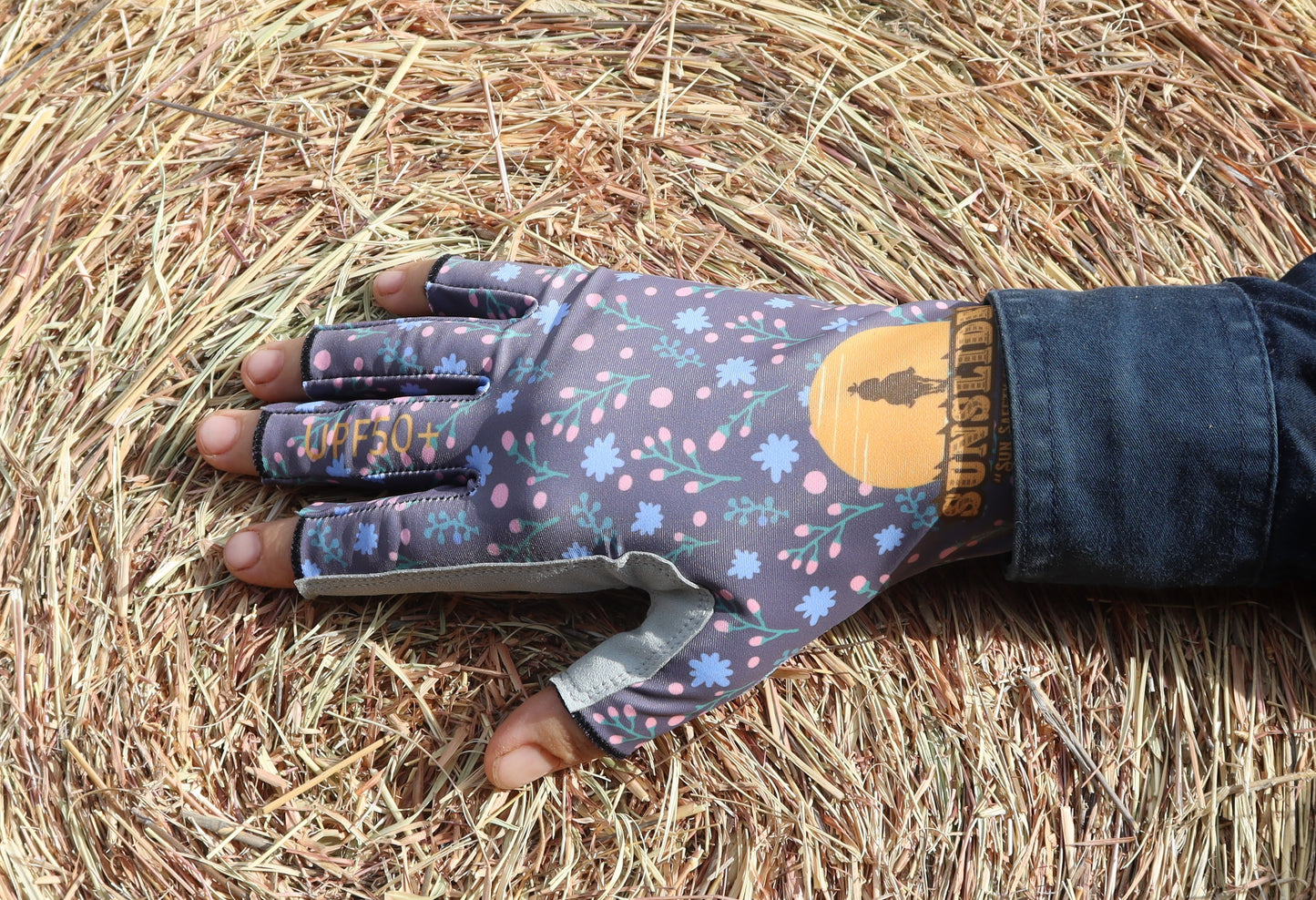 UPF50+ Sun Protection Gloves6