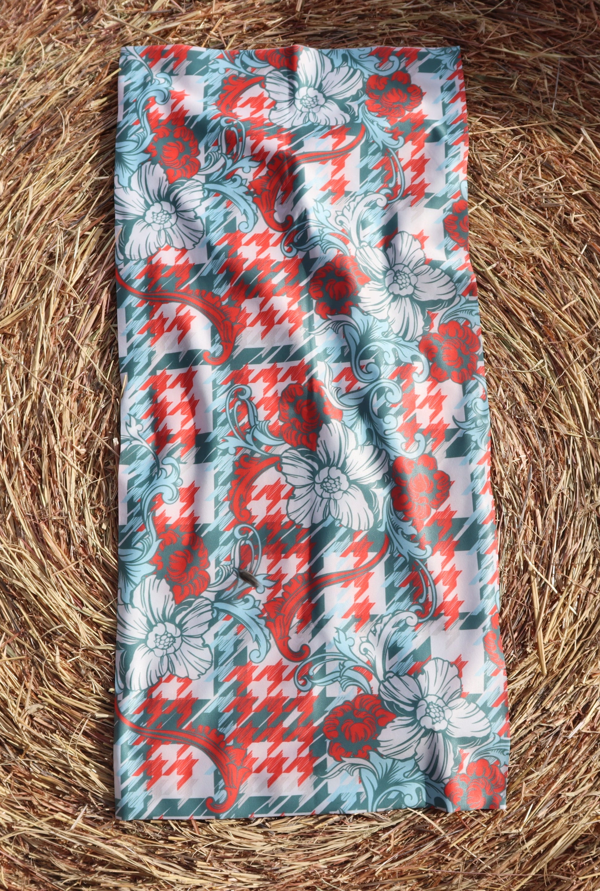 UV Protection Tube Scarf - Guns and roses 2